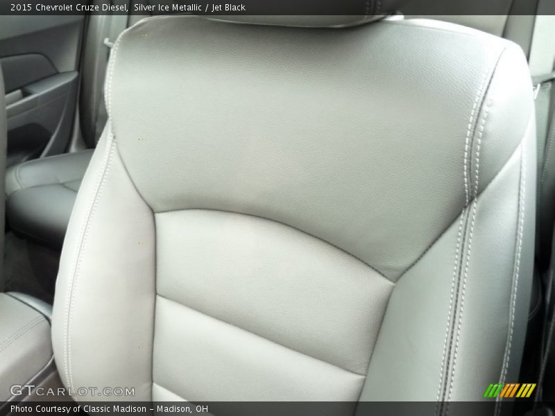 Silver Ice Metallic / Jet Black 2015 Chevrolet Cruze Diesel