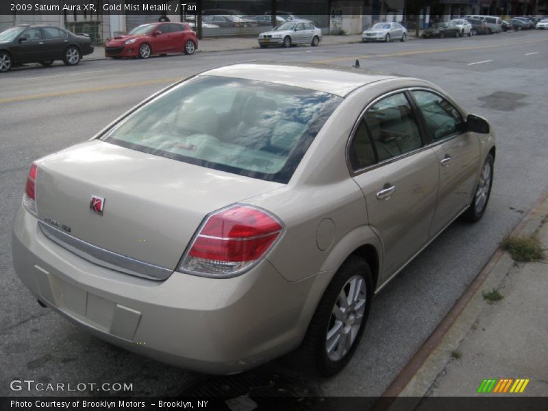 Gold Mist Metallic / Tan 2009 Saturn Aura XR