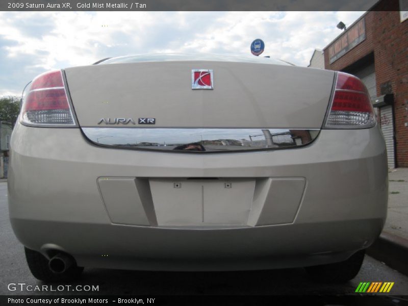 Gold Mist Metallic / Tan 2009 Saturn Aura XR