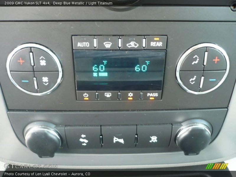 Deep Blue Metallic / Light Titanium 2009 GMC Yukon SLT 4x4