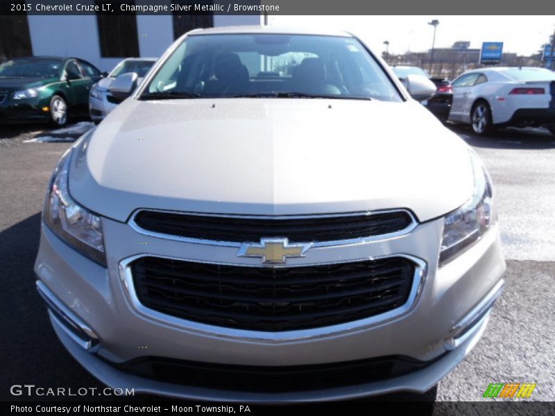 Champagne Silver Metallic / Brownstone 2015 Chevrolet Cruze LT