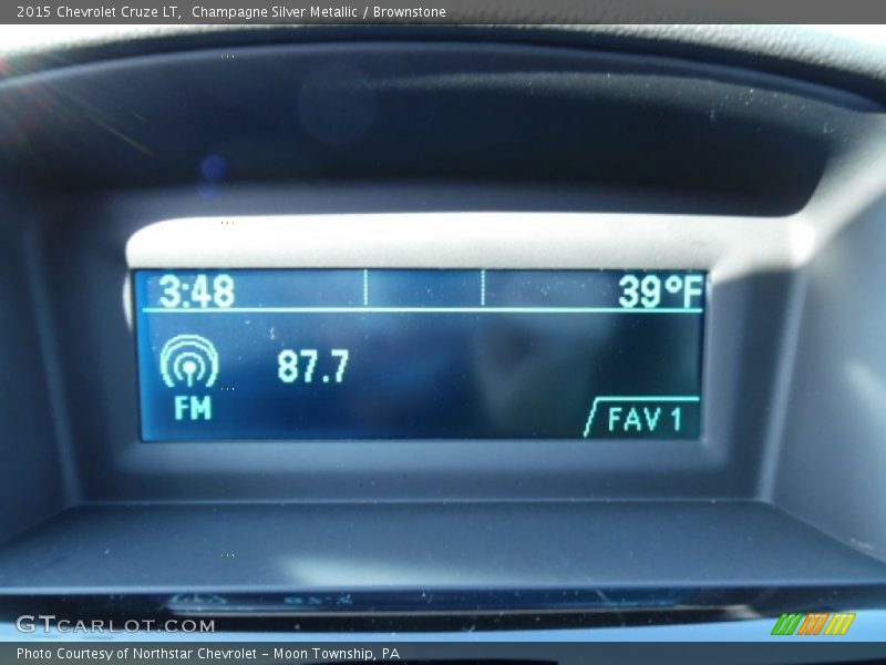 Champagne Silver Metallic / Brownstone 2015 Chevrolet Cruze LT