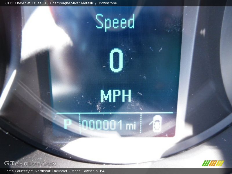 Champagne Silver Metallic / Brownstone 2015 Chevrolet Cruze LT