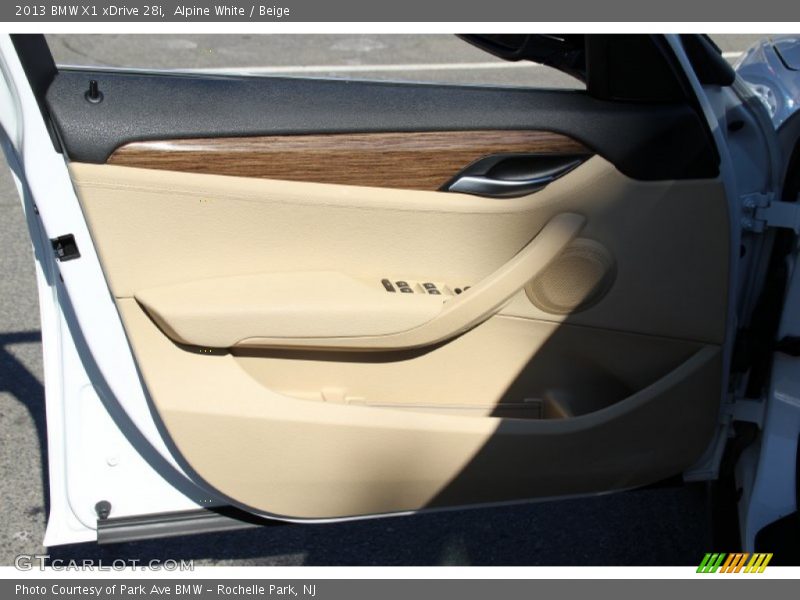 Alpine White / Beige 2013 BMW X1 xDrive 28i