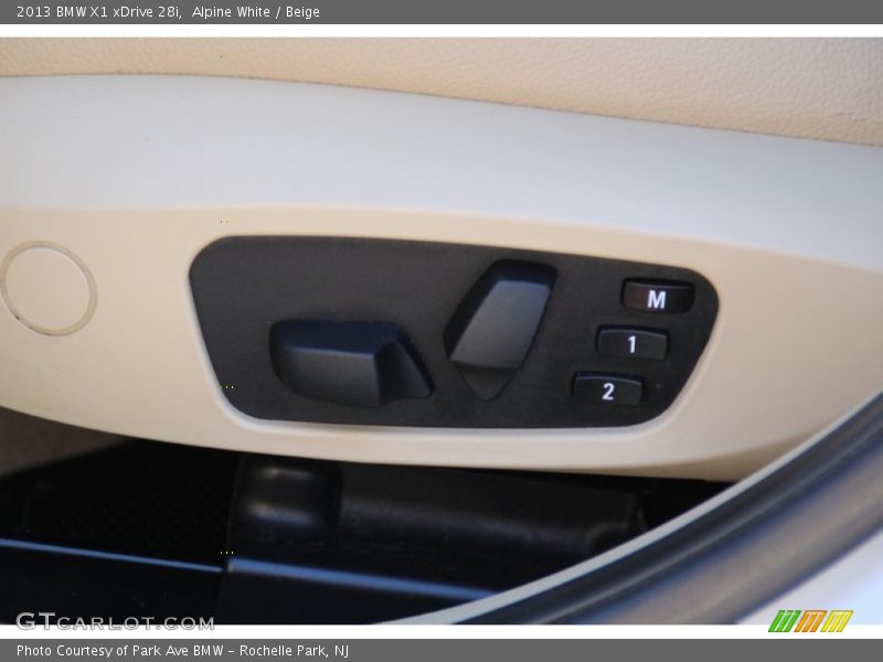 Alpine White / Beige 2013 BMW X1 xDrive 28i