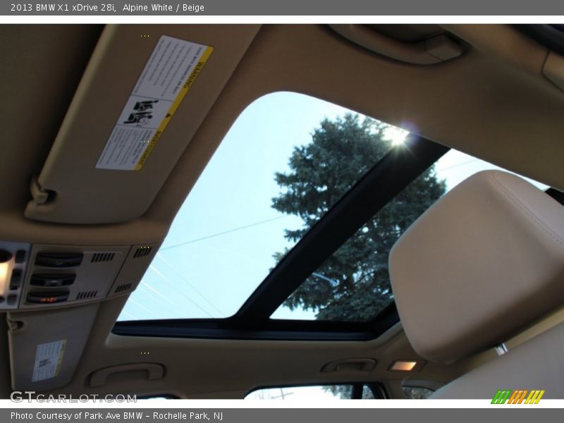 Alpine White / Beige 2013 BMW X1 xDrive 28i