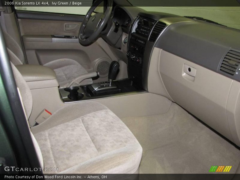 Ivy Green / Beige 2006 Kia Sorento LX 4x4