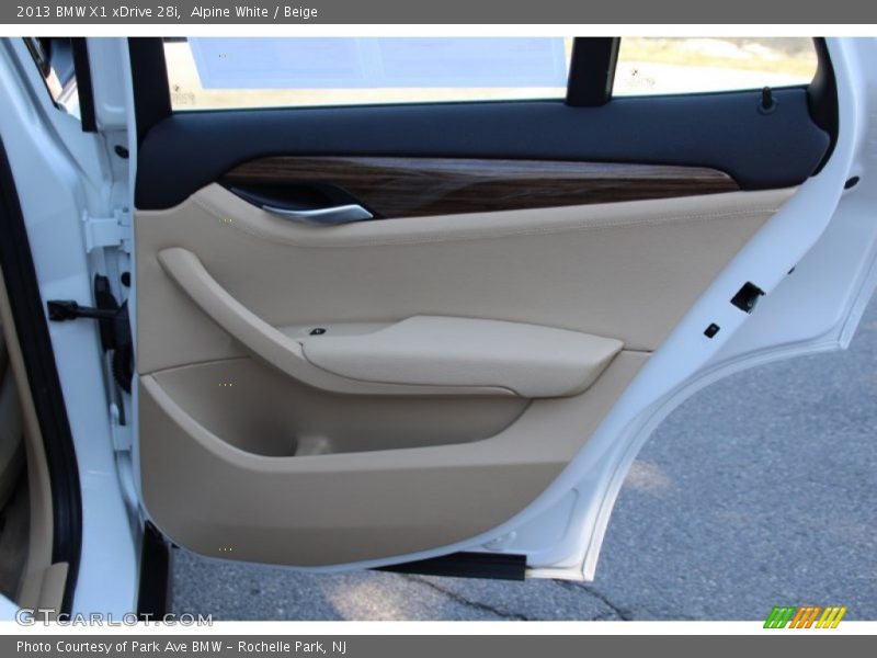 Alpine White / Beige 2013 BMW X1 xDrive 28i