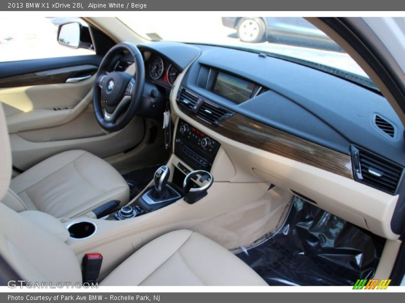 Alpine White / Beige 2013 BMW X1 xDrive 28i