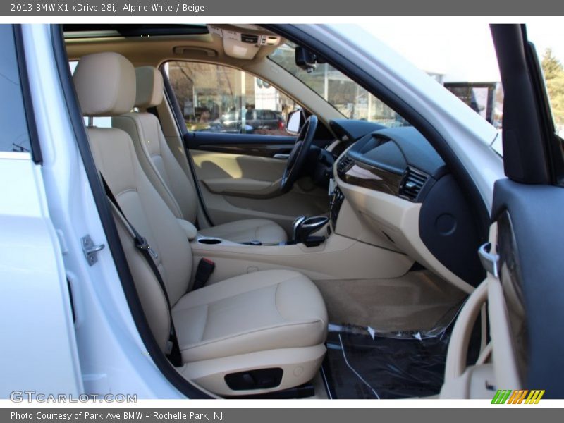 Alpine White / Beige 2013 BMW X1 xDrive 28i