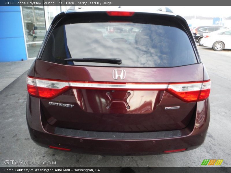 Dark Cherry Pearl II / Beige 2012 Honda Odyssey Touring Elite