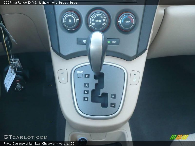 Light Almond Beige / Beige 2007 Kia Rondo EX V6