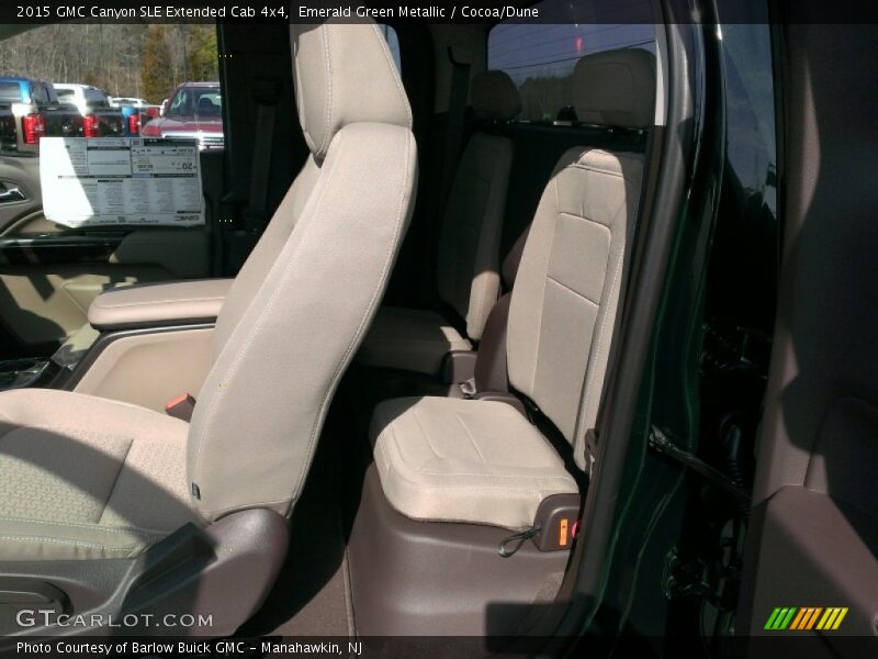 Emerald Green Metallic / Cocoa/Dune 2015 GMC Canyon SLE Extended Cab 4x4