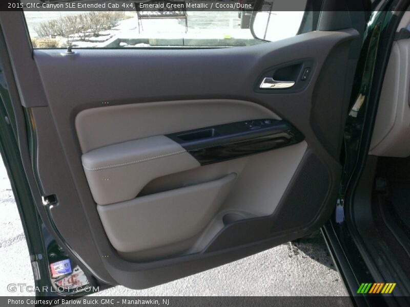 Emerald Green Metallic / Cocoa/Dune 2015 GMC Canyon SLE Extended Cab 4x4