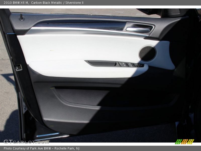 Carbon Black Metallic / Silverstone II 2010 BMW X6 M