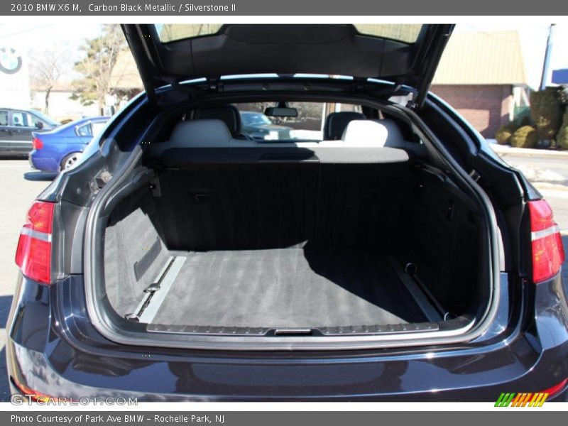  2010 X6 M  Trunk