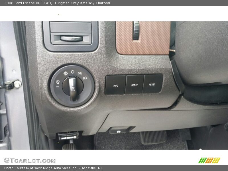 Tungsten Grey Metallic / Charcoal 2008 Ford Escape XLT 4WD