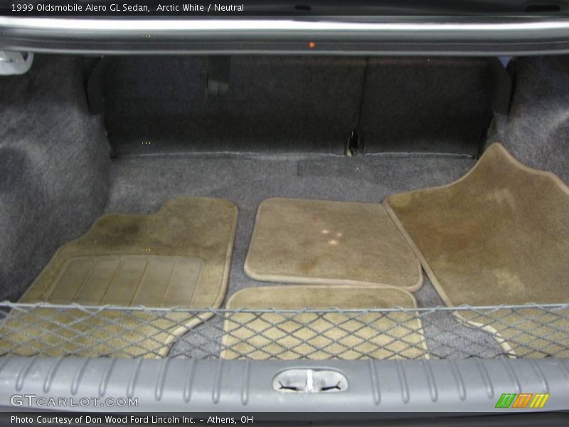 Arctic White / Neutral 1999 Oldsmobile Alero GL Sedan