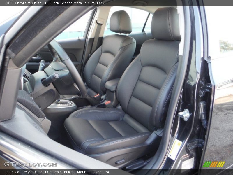 Front Seat of 2015 Cruze LT