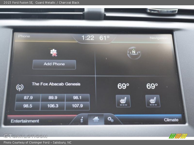 Guard Metallic / Charcoal Black 2015 Ford Fusion SE