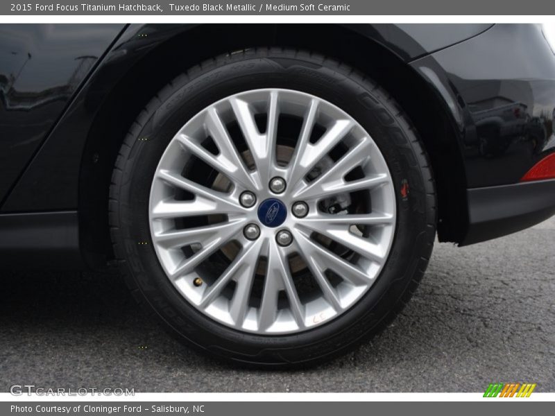  2015 Focus Titanium Hatchback Wheel