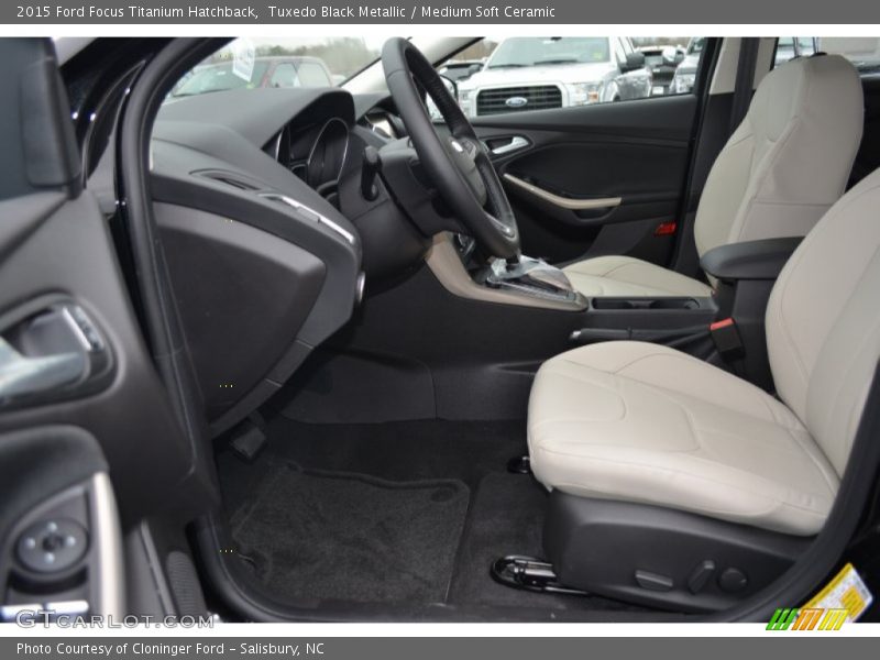 Front Seat of 2015 Focus Titanium Hatchback