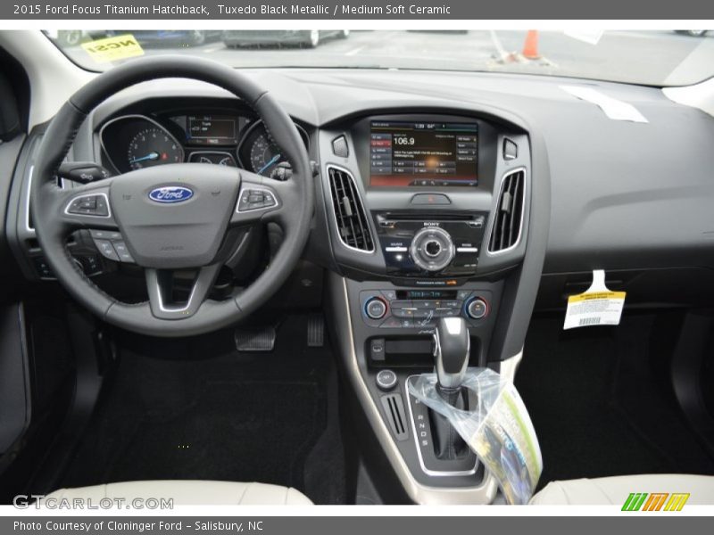 Dashboard of 2015 Focus Titanium Hatchback