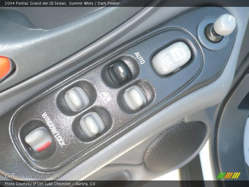 Summit White / Dark Pewter 2004 Pontiac Grand Am SE Sedan