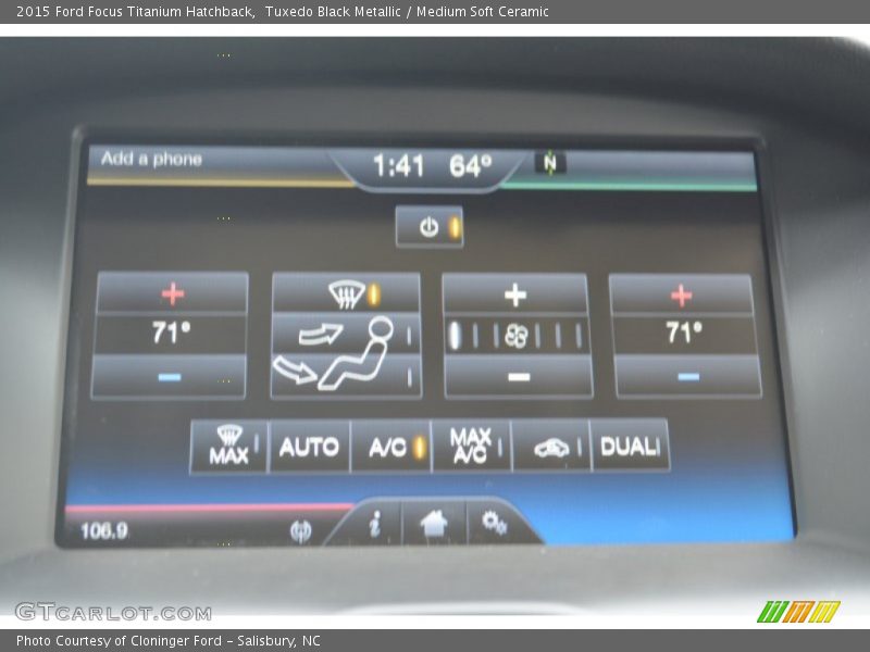 Tuxedo Black Metallic / Medium Soft Ceramic 2015 Ford Focus Titanium Hatchback