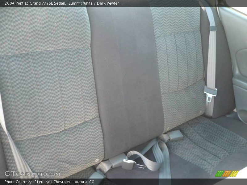 Summit White / Dark Pewter 2004 Pontiac Grand Am SE Sedan
