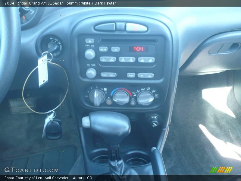 Summit White / Dark Pewter 2004 Pontiac Grand Am SE Sedan