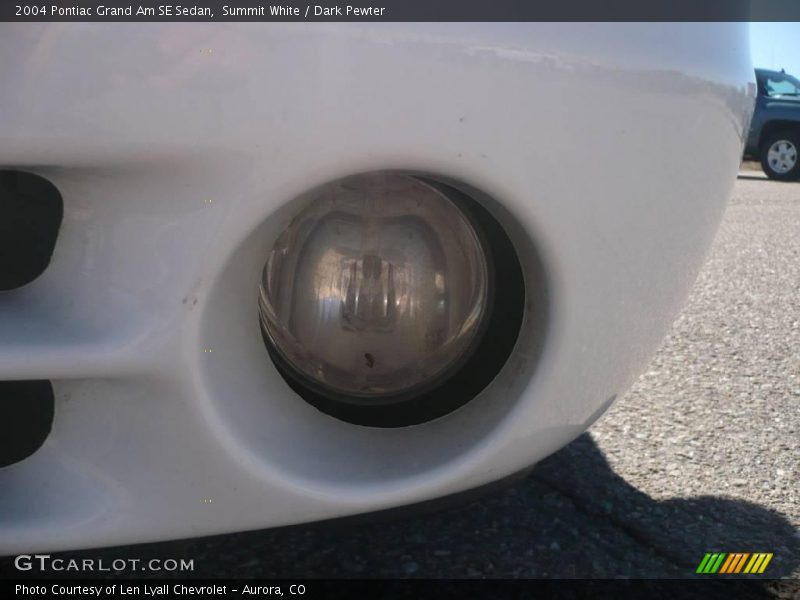 Summit White / Dark Pewter 2004 Pontiac Grand Am SE Sedan