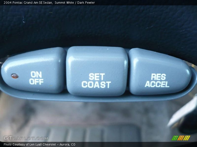 Summit White / Dark Pewter 2004 Pontiac Grand Am SE Sedan