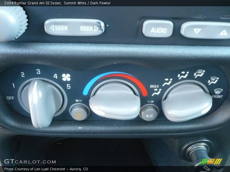 Summit White / Dark Pewter 2004 Pontiac Grand Am SE Sedan