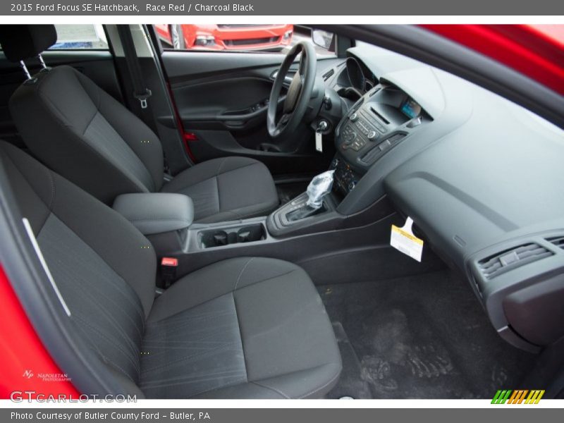 Race Red / Charcoal Black 2015 Ford Focus SE Hatchback