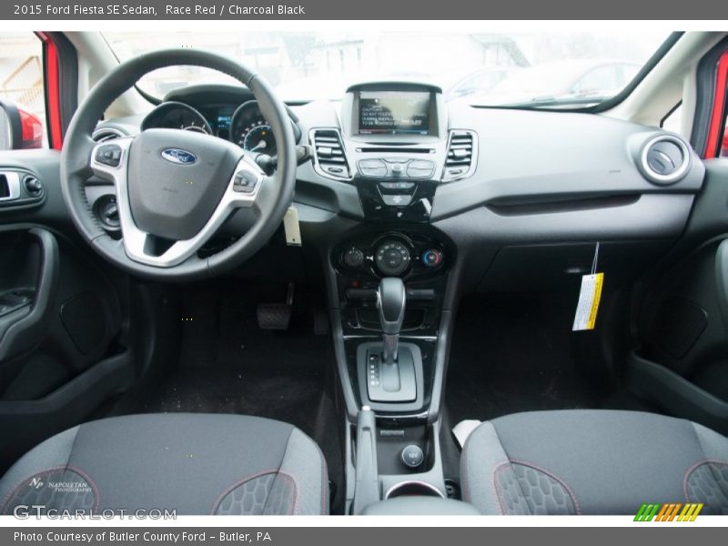 Race Red / Charcoal Black 2015 Ford Fiesta SE Sedan