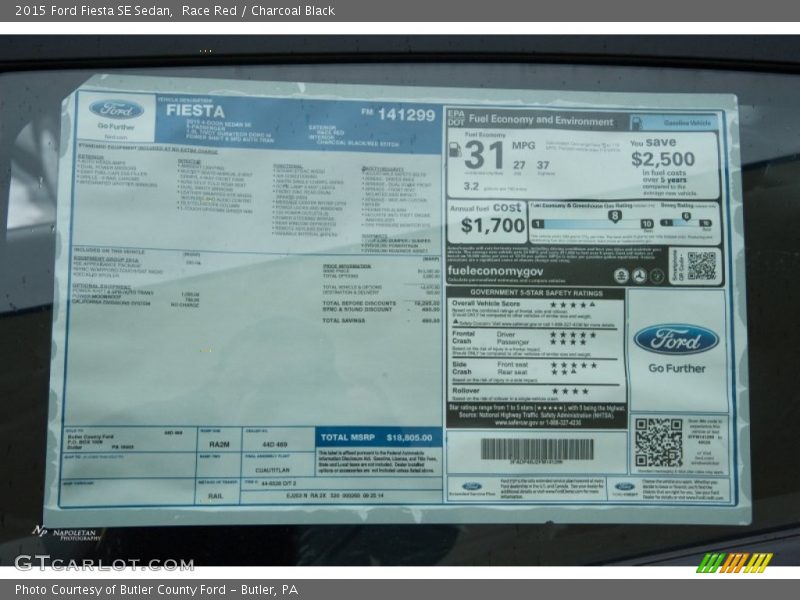 Race Red / Charcoal Black 2015 Ford Fiesta SE Sedan