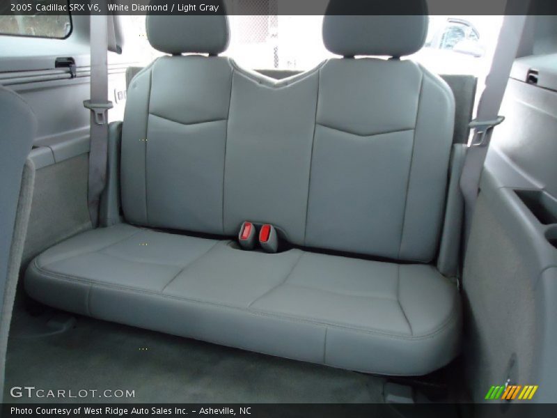 White Diamond / Light Gray 2005 Cadillac SRX V6