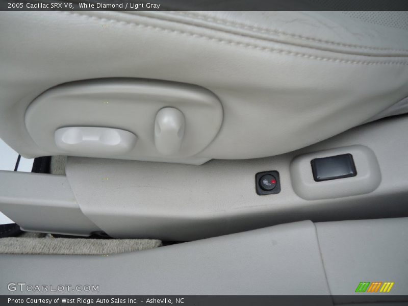 White Diamond / Light Gray 2005 Cadillac SRX V6