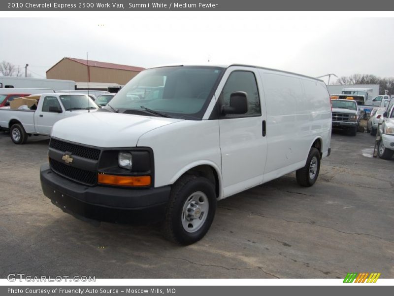 Front 3/4 View of 2010 Express 2500 Work Van