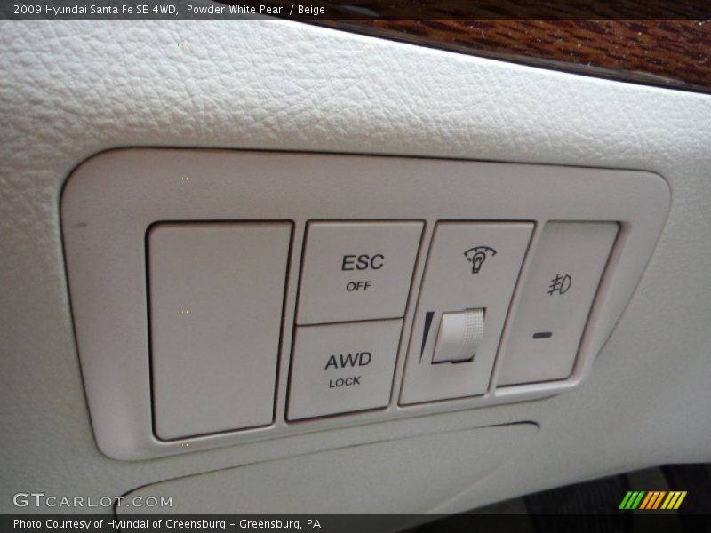 Powder White Pearl / Beige 2009 Hyundai Santa Fe SE 4WD