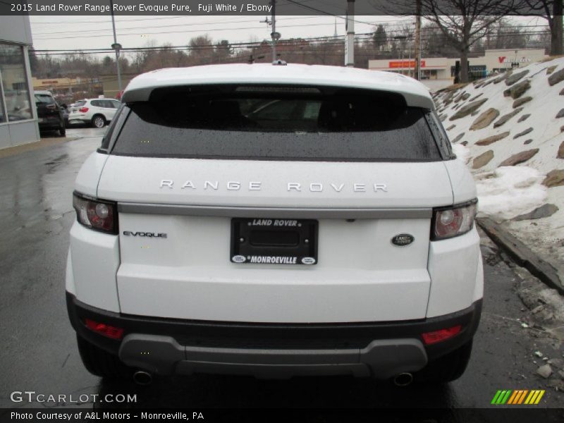 Fuji White / Ebony 2015 Land Rover Range Rover Evoque Pure