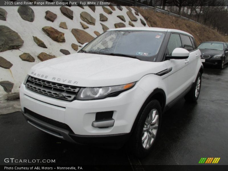 Fuji White / Ebony 2015 Land Rover Range Rover Evoque Pure