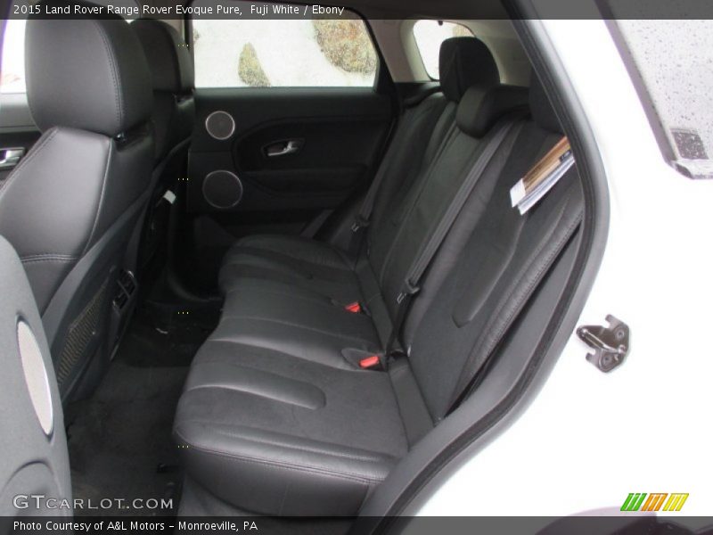 Fuji White / Ebony 2015 Land Rover Range Rover Evoque Pure