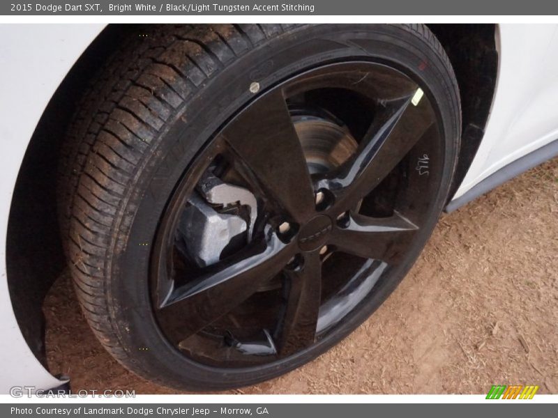 Bright White / Black/Light Tungsten Accent Stitching 2015 Dodge Dart SXT