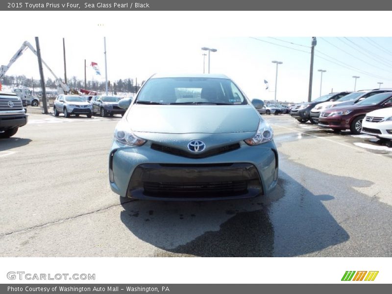 Sea Glass Pearl / Black 2015 Toyota Prius v Four