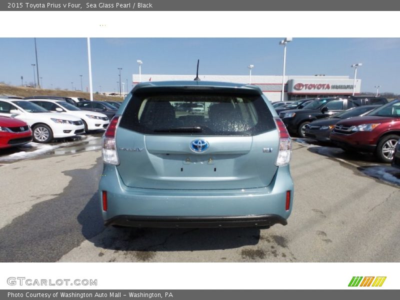 Sea Glass Pearl / Black 2015 Toyota Prius v Four