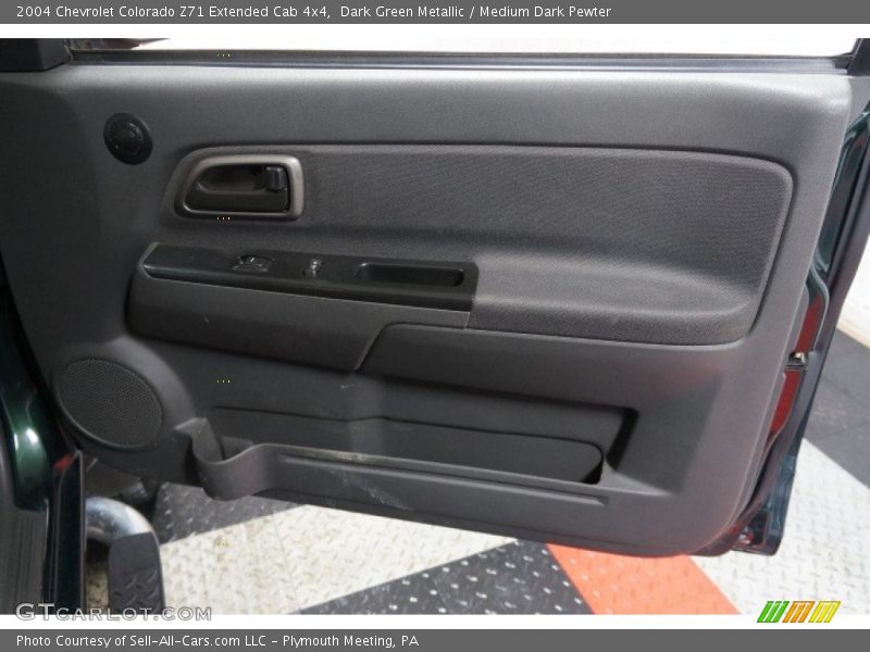 Dark Green Metallic / Medium Dark Pewter 2004 Chevrolet Colorado Z71 Extended Cab 4x4