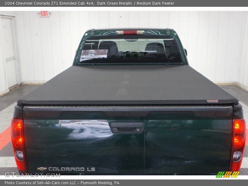 Dark Green Metallic / Medium Dark Pewter 2004 Chevrolet Colorado Z71 Extended Cab 4x4