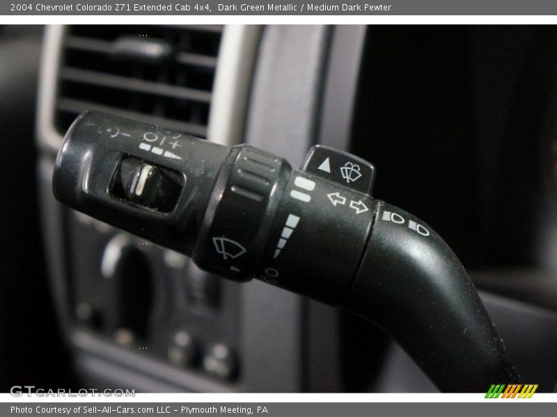 Dark Green Metallic / Medium Dark Pewter 2004 Chevrolet Colorado Z71 Extended Cab 4x4